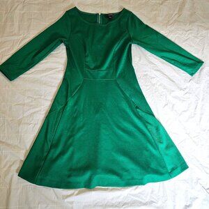 Women The Limited Green Short Sleeve Knee Length Dress XS with back zipper